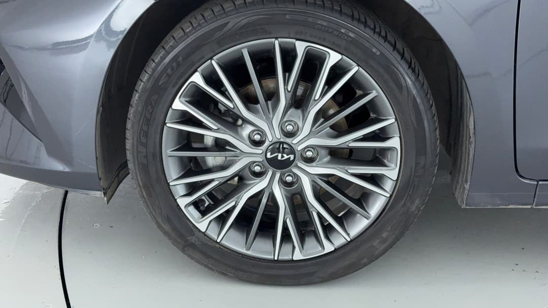 2022 Kia Cerato Sport, Automatic, 45683 km, Left Front Wheel