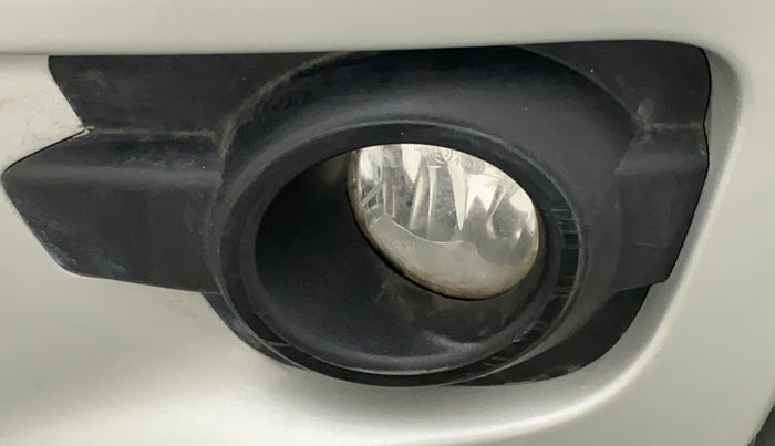 2018 Renault Kwid RXT 1.0 AMT (O), Petrol, Automatic, 75,805 km, Left fog light - Not working