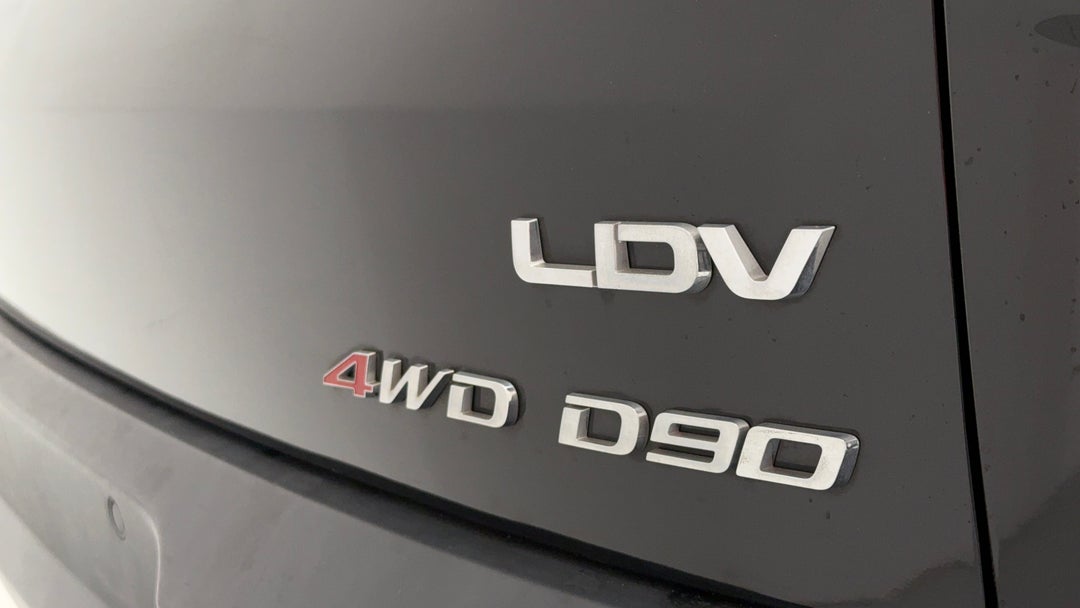 2022 LDV D90 Executive (4WD), Automatic, 54252 km, Badge (Boot Right Side)
