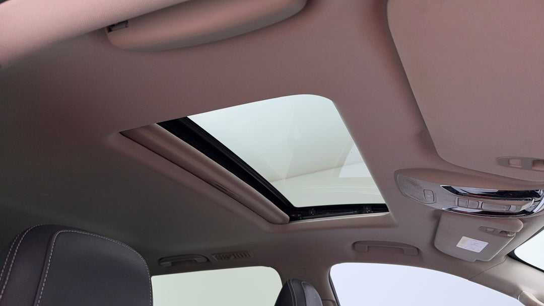 2022 LDV D90 Executive (4WD), Automatic, 54252 km, Interior Sunroof/Moonroof