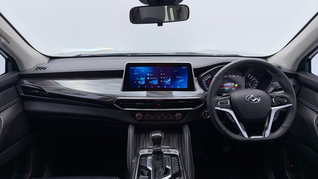 2022 LDV D90 Executive (4WD), Automatic, 54252 km, Dashboard View