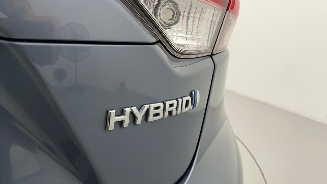 Badge (Boot Right Side)