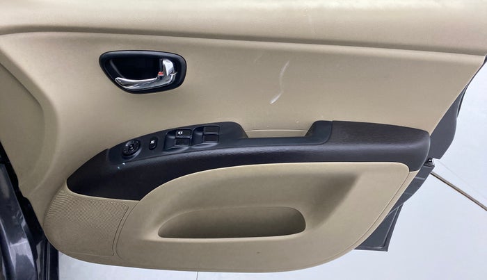 2011 Hyundai i10 SPORTZ 1.2 KAPPA2, Petrol, Manual, 42,787 km, Driver Side Door Panels Control