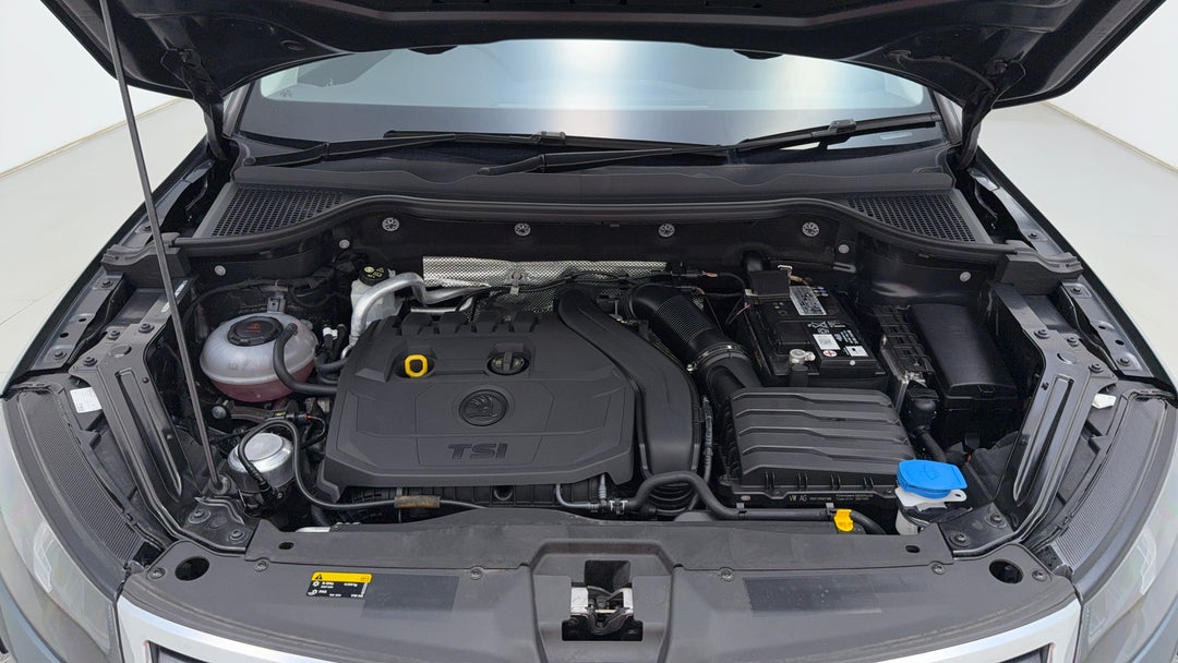 Open Bonnet (Engine)