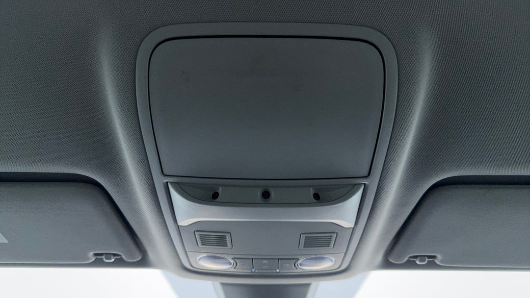 On-Roof Controls/Sunglass holder