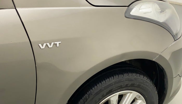 2015 Maruti Swift Dzire ZXI, Petrol, Manual, 43,488 km, Right fender - Minor scratches