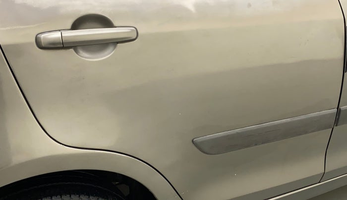 2015 Maruti Swift Dzire ZXI, Petrol, Manual, 43,488 km, Right rear door - Minor scratches