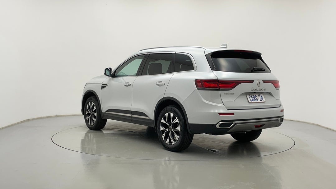 Left Back Diagonal (45- Degree) View