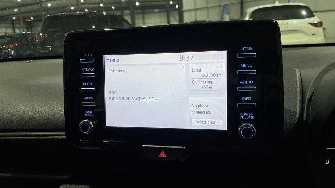 2023 Toyota Yaris Ascent Sport, Automatic, 48597 km, Infotainment System