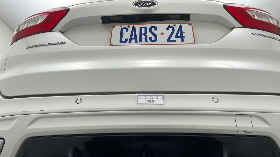2016 Ford Mondeo Titanium Tdci, Automatic, 90381 km, Bumper Rear Chip