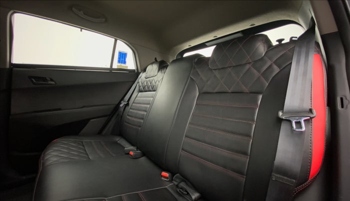 2016 Hyundai Creta 1.6 E + VTVT, Petrol, Manual, 44,387 km, Right Side Rear Door Cabin