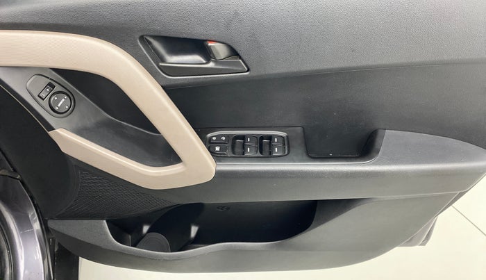 2016 Hyundai Creta 1.6 E + VTVT, Petrol, Manual, 44,387 km, Driver Side Door Panels Control