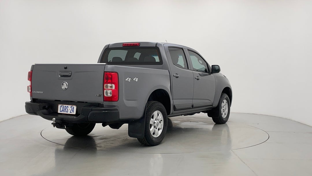 Right Back Diagonal (45- Degree) View