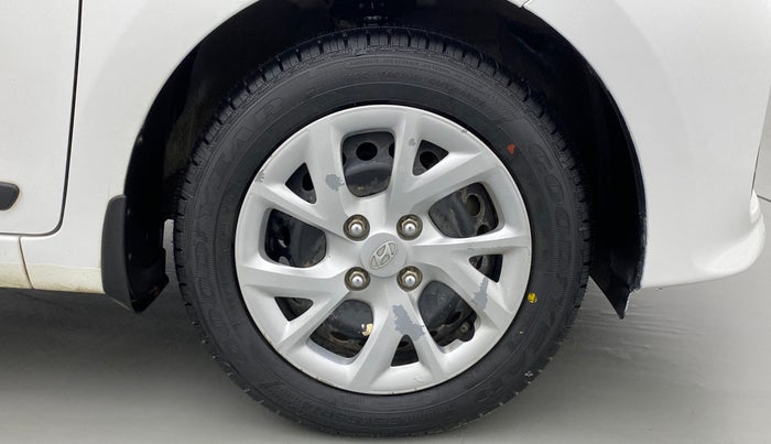 2019 Hyundai Grand i10 SPORTZ 1.2 KAPPA VTVT, Petrol, Manual, 25,714 km, Right Front Wheel