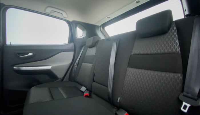 2021 Nissan MAGNITE XL Turbo CVT, Petrol, Automatic, 6,842 km, Right Side Rear Door Cabin