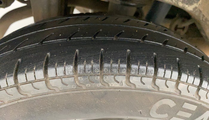 2015 Maruti Alto 800 LXI, Petrol, Manual, 78,634 km, Right Rear Tyre Tread