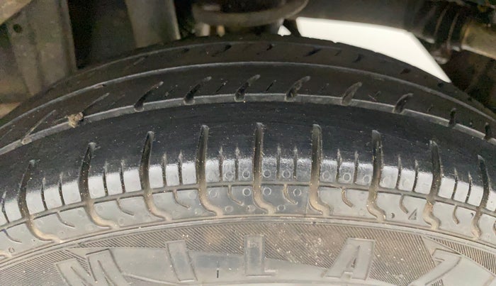 2015 Maruti Alto 800 LXI, Petrol, Manual, 78,634 km, Left Rear Tyre Tread
