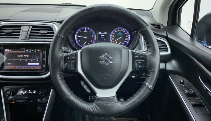 2018 Maruti S Cross ALPHA SHVS, Diesel, Manual, 24,370 km, Steering Wheel Close Up