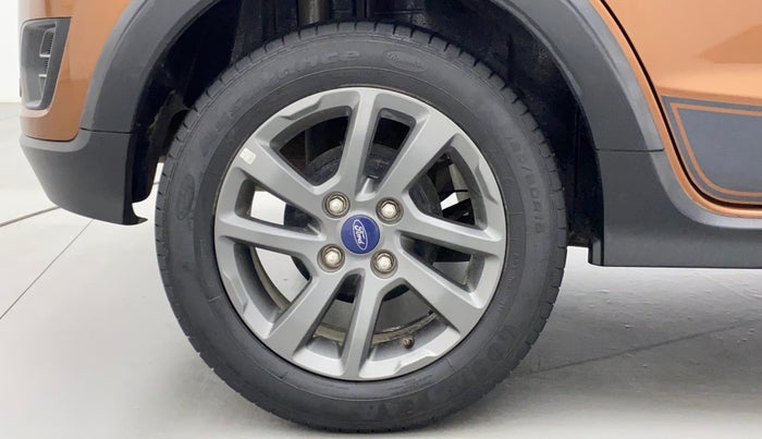 2020 Ford FREESTYLE TITANIUM PLUS 1.2 PETROL, Petrol, Manual, 40,657 km, Right Rear Wheel