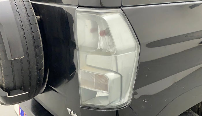 2019 Mahindra TUV300 T4 PLUS, Diesel, Manual, 57,069 km, Right tail light - Minor scratches