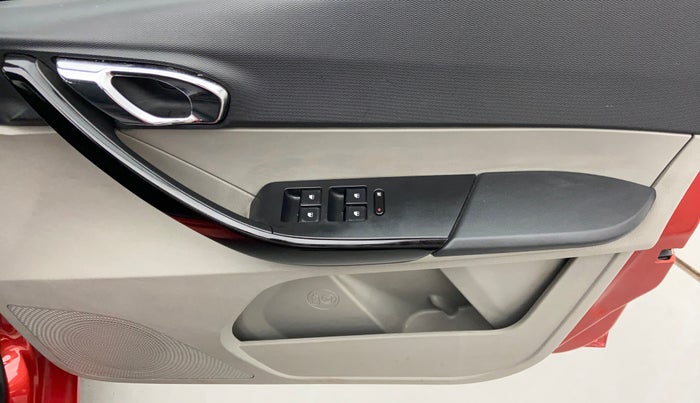 2017 Tata Tiago XZ 1.2 REVOTRON, Petrol, Manual, 8,852 km, Driver Side Door Panels Controls