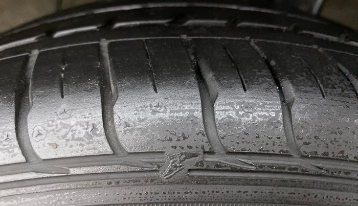 2020 Hyundai AURA SX (O) MT, Petrol, Manual, 17,385 km, Left Rear Tyre Tread