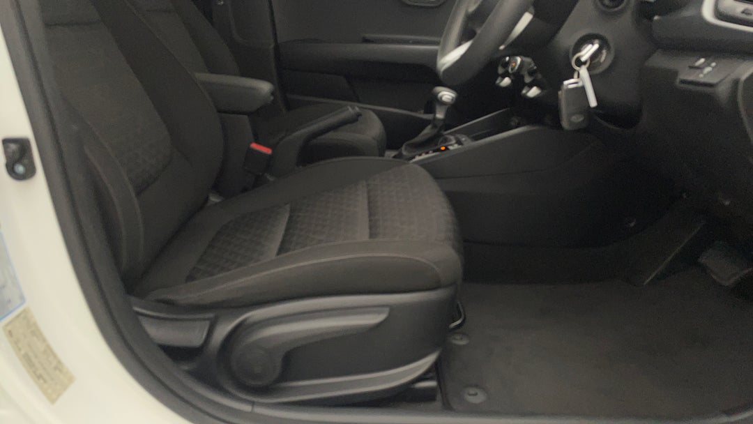 2021 Kia Rio S, Automatic, 38894 km, Drivers Side Adjustment Panel