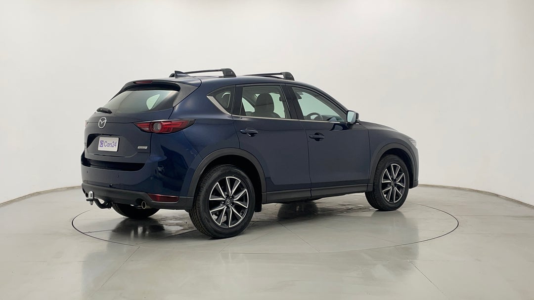 Right Back Diagonal (45- Degree) View