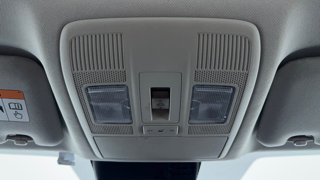 On-Roof Controls/Sunglass holder