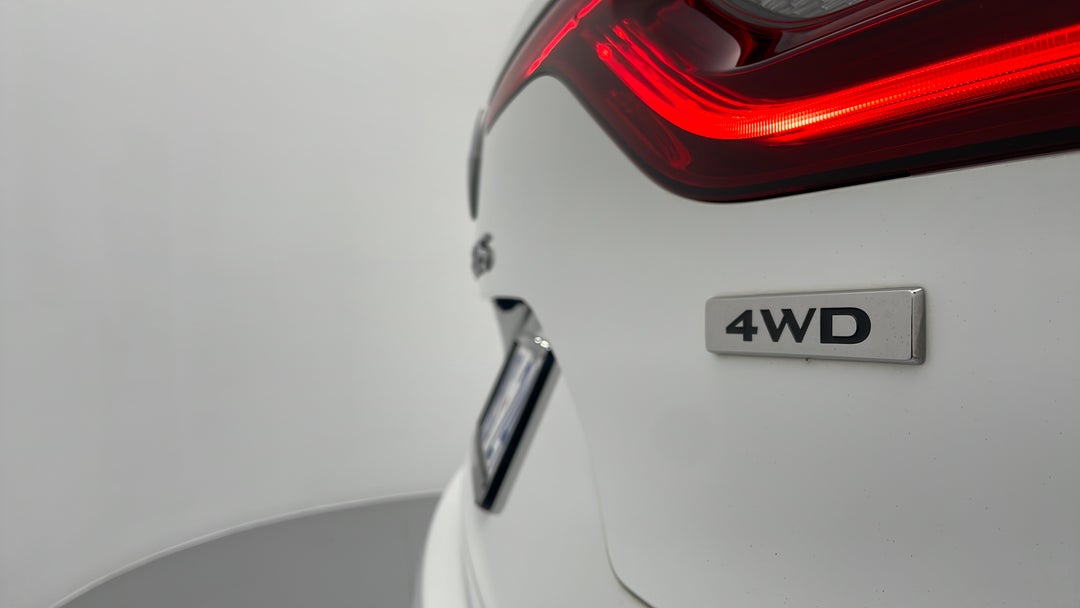 Badge (Boot Right Side)