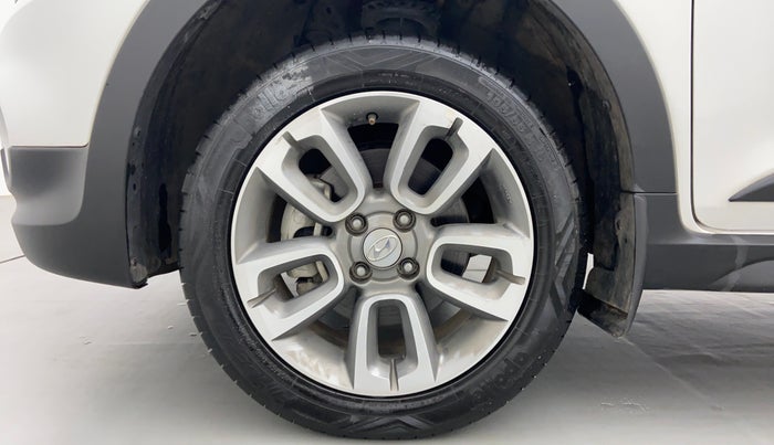 2017 Hyundai i20 Active 1.2 SX, Petrol, Manual, 11,036 km, Left Front Wheel
