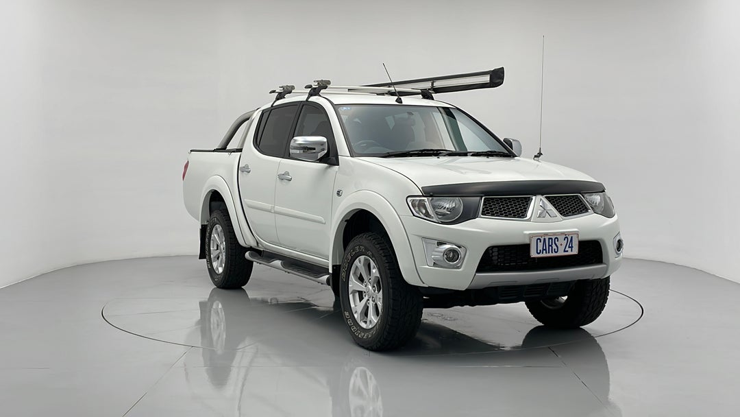 Right Front Diagonal (45- Degree) View