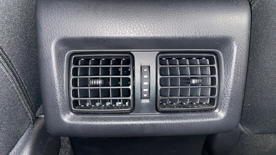 2024 Toyota Camry Ascent, Automatic, 48303 km, Rear A/C Vent