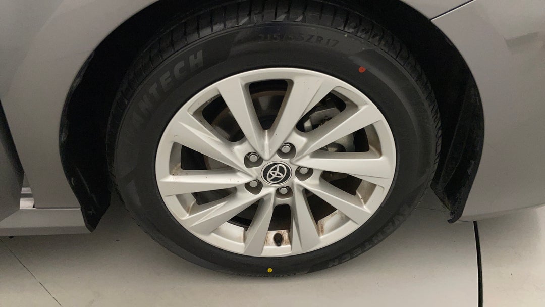 2024 Toyota Camry Ascent, Automatic, 48303 km, Right Front Wheel