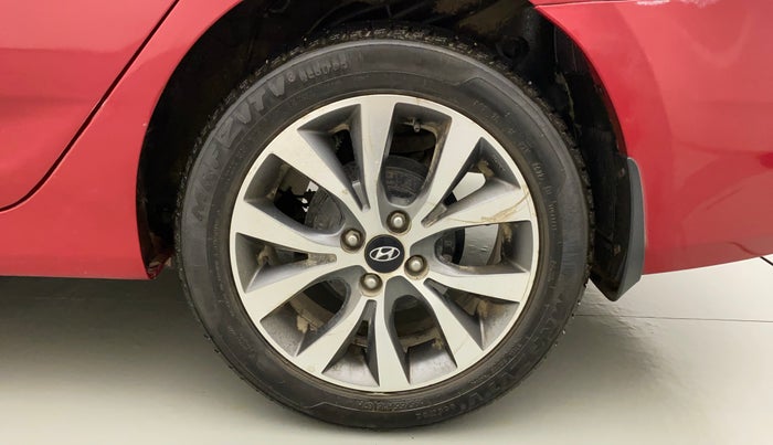 2016 Hyundai Verna 1.6 CRDI SX, Diesel, Manual, 67,464 km, Left Rear Wheel