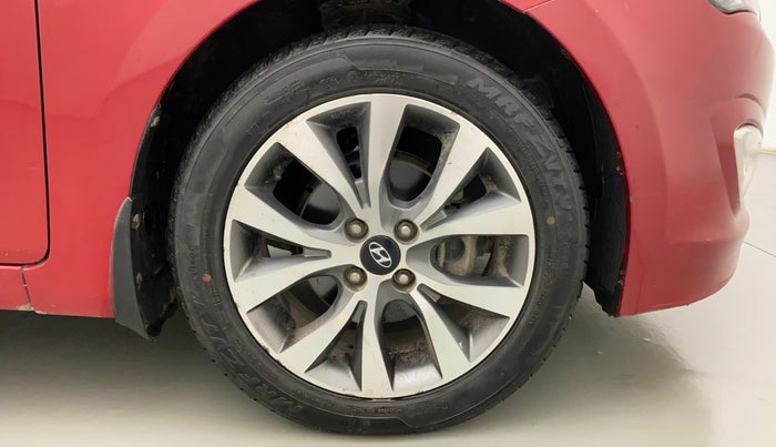 2016 Hyundai Verna 1.6 CRDI SX, Diesel, Manual, 67,464 km, Right Front Wheel