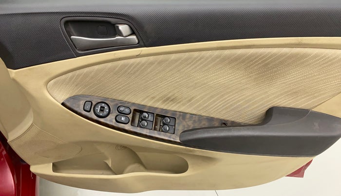 2016 Hyundai Verna 1.6 CRDI SX, Diesel, Manual, 67,464 km, Driver Side Door Panels Control