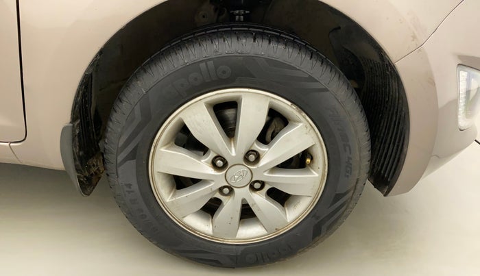 2012 Hyundai i20 SPORTZ (O) 1.2, Petrol, Manual, 84,491 km, Right Front Wheel