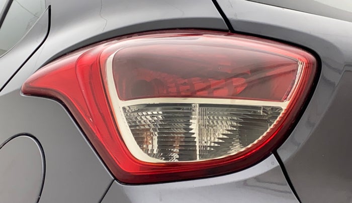 2015 Hyundai Grand i10 ASTA AT 1.2 KAPPA VTVT, Petrol, Automatic, 55,629 km, Left tail light - Minor damage