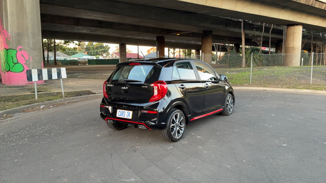 Right Back Diagonal (45- Degree) View