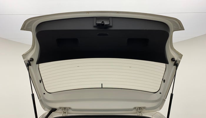 2015 Volkswagen Polo HIGHLINE1.2L PETROL, Petrol, Manual, 92,711 km, Boot Door Open