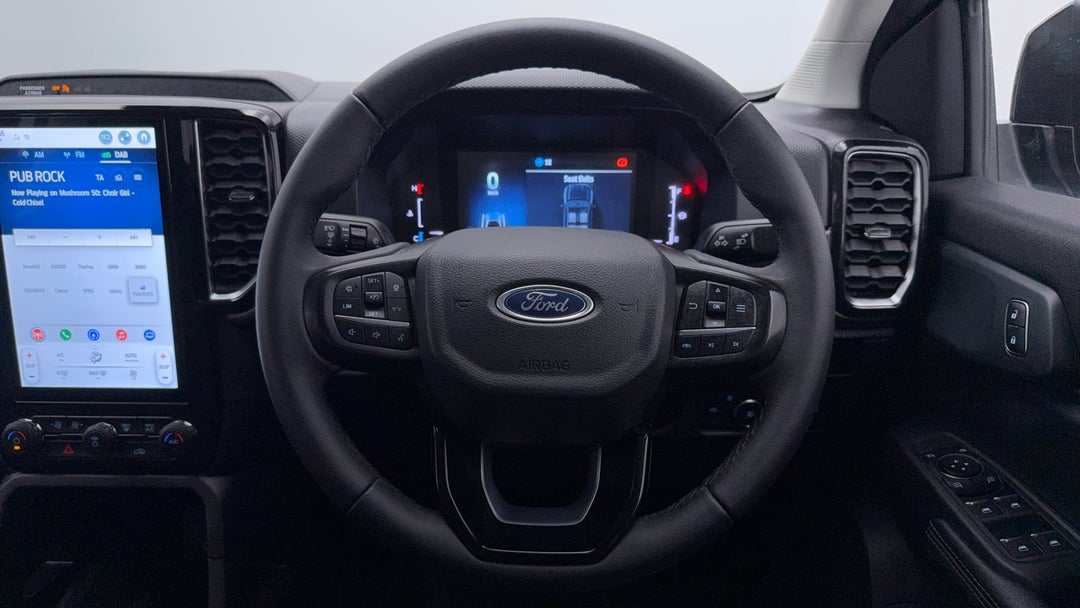 2023 Ford Ranger Sport 3.0 (4x4), Automatic, 60145 km, Steering Wheel Close-up