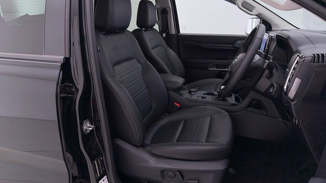 2023 Ford Ranger Sport 3.0 (4x4), Automatic, 60145 km, Right Side Front Door Cabin View