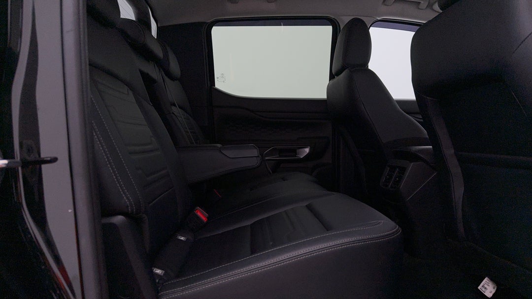 2023 Ford Ranger Sport 3.0 (4x4), Automatic, 60145 km, Right Side Rear Door Cabin View