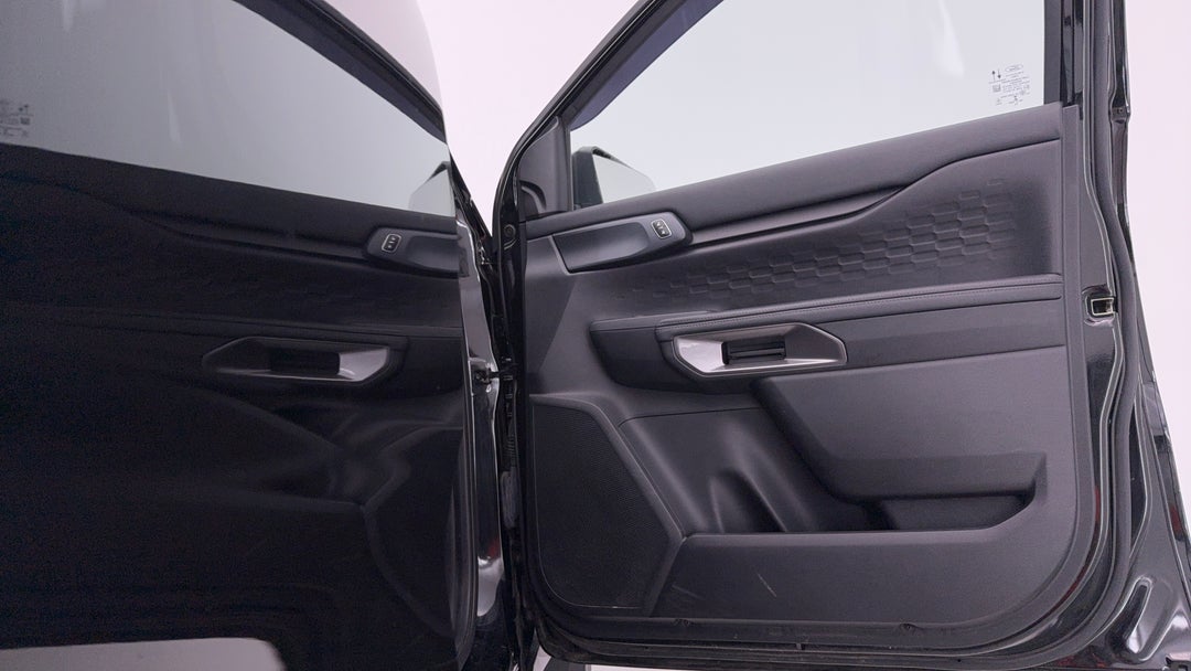 2023 Ford Ranger Sport 3.0 (4x4), Automatic, 60145 km, Speaker View