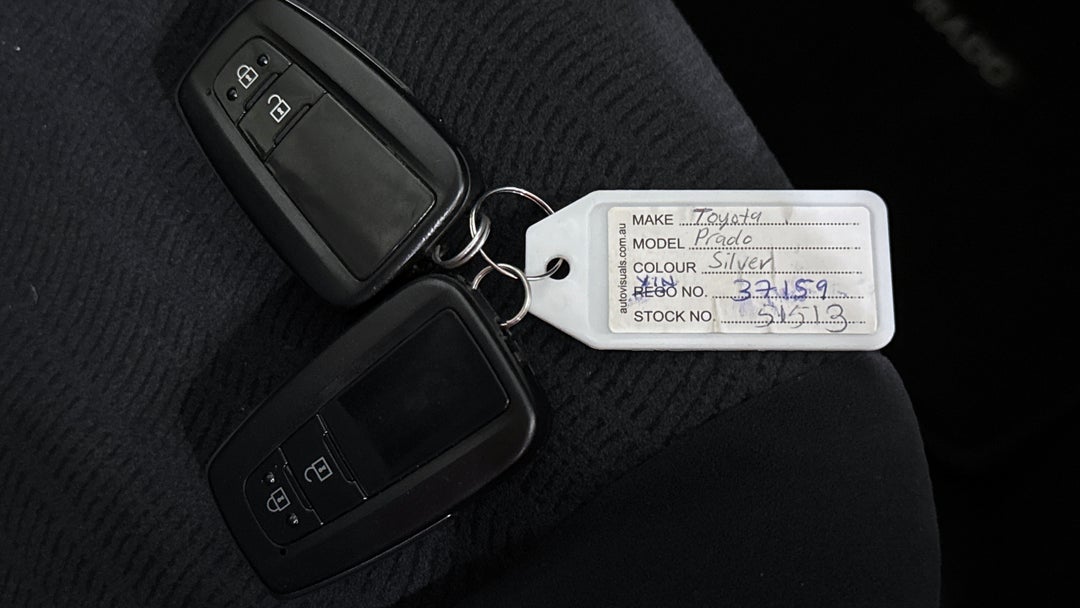 2019 Toyota Landcruiser Prado Gxl (4x4), Automatic, 93046 km, Key Close-up