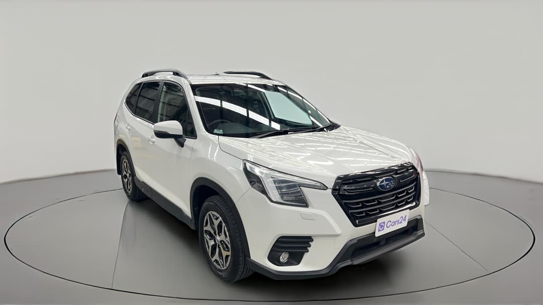 2024 Subaru Forester 2.5i (AWD), Automatic, 54185 km, Right Front Diagonal (45- Degree) View