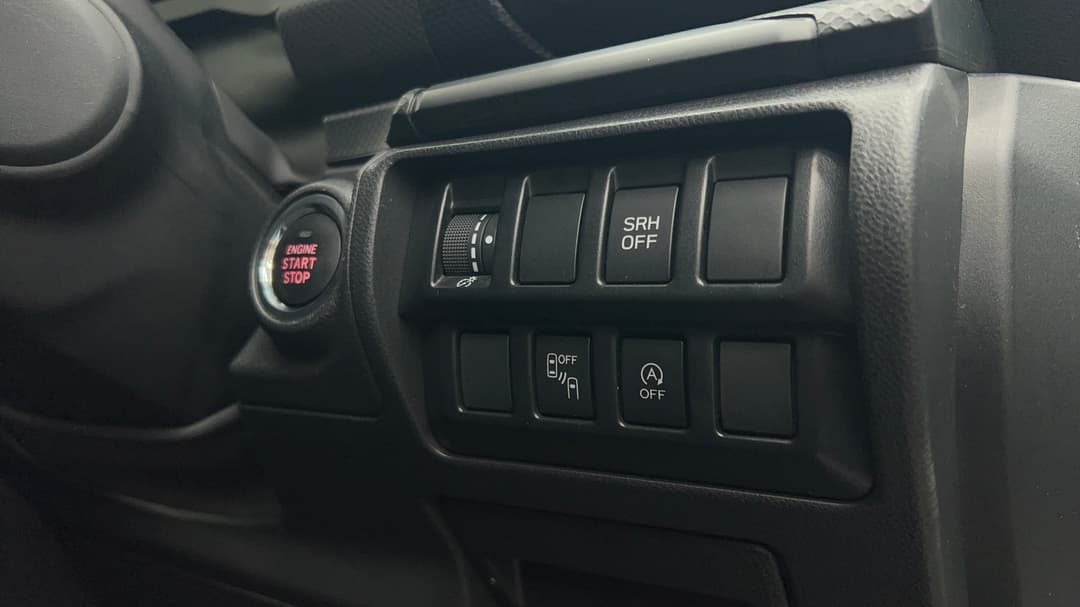 2024 Subaru Forester 2.5i (AWD), Automatic, 54185 km, Utility Switches/Buttons