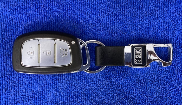 2017 Hyundai Elite i20 ASTA 1.2 (O), Petrol, Manual, 87,142 km, Key Close Up