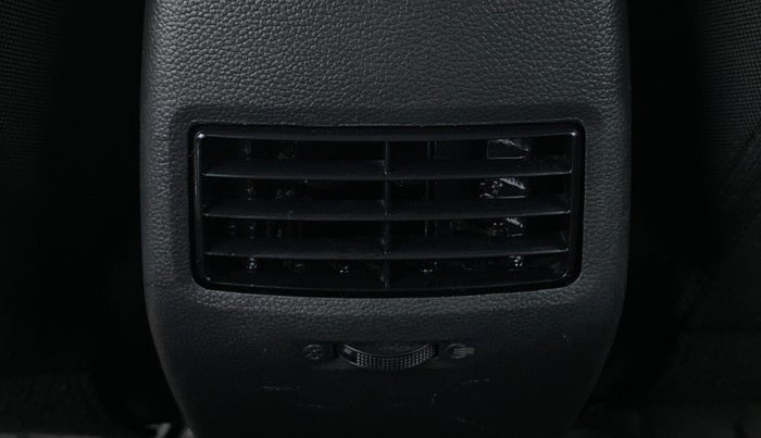 2017 Hyundai Elite i20 ASTA 1.2 (O), Petrol, Manual, 87,142 km, Rear AC Vents